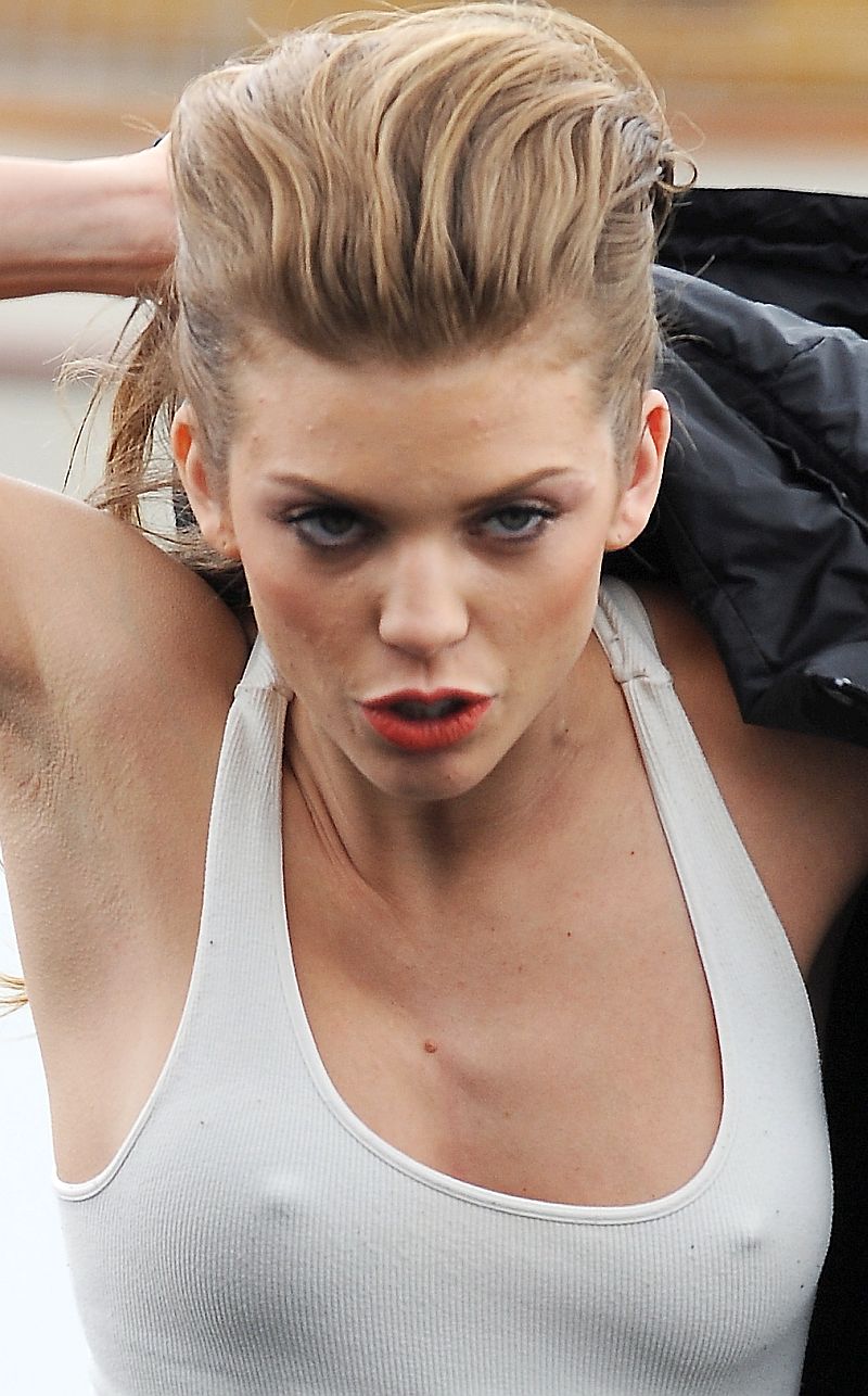 AnnaLynne McCord Hard Nipples! Click The Pic For More Of AnnaLynne McCord!  - Taxi Driver Movie