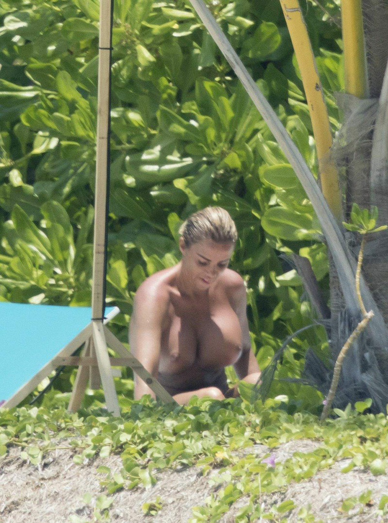 Katie Price Caught Topless on an Empty Beach - Taxi Driver Movie