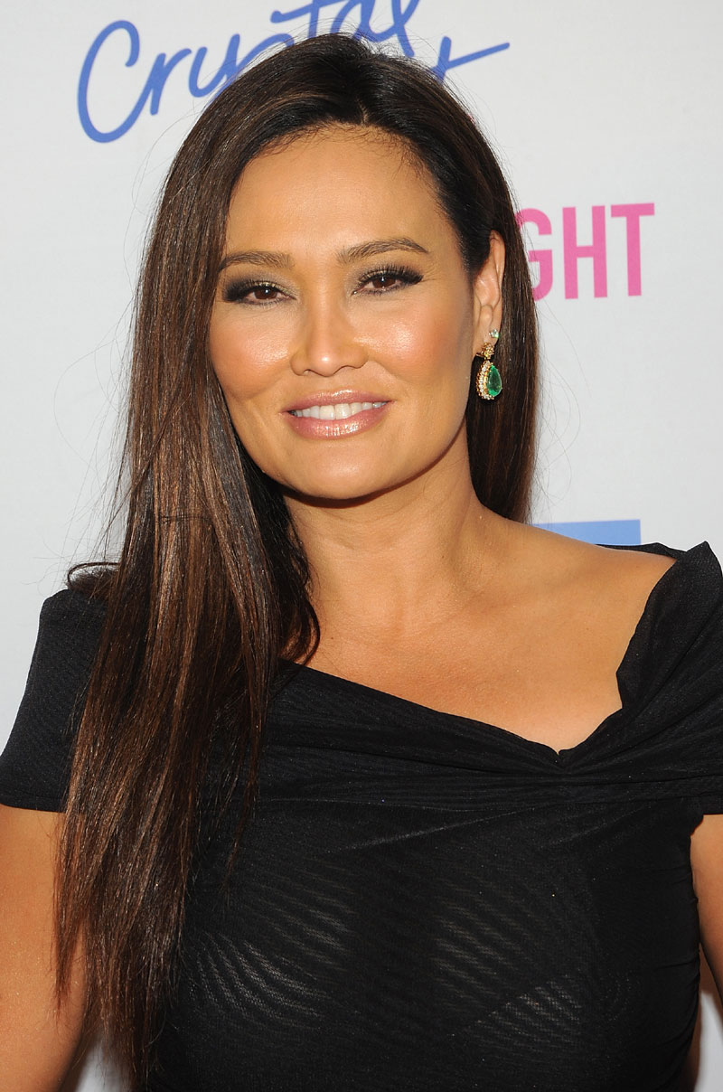 Tia Carrere See-Thru with Areola Peek - Taxi Driver Movie