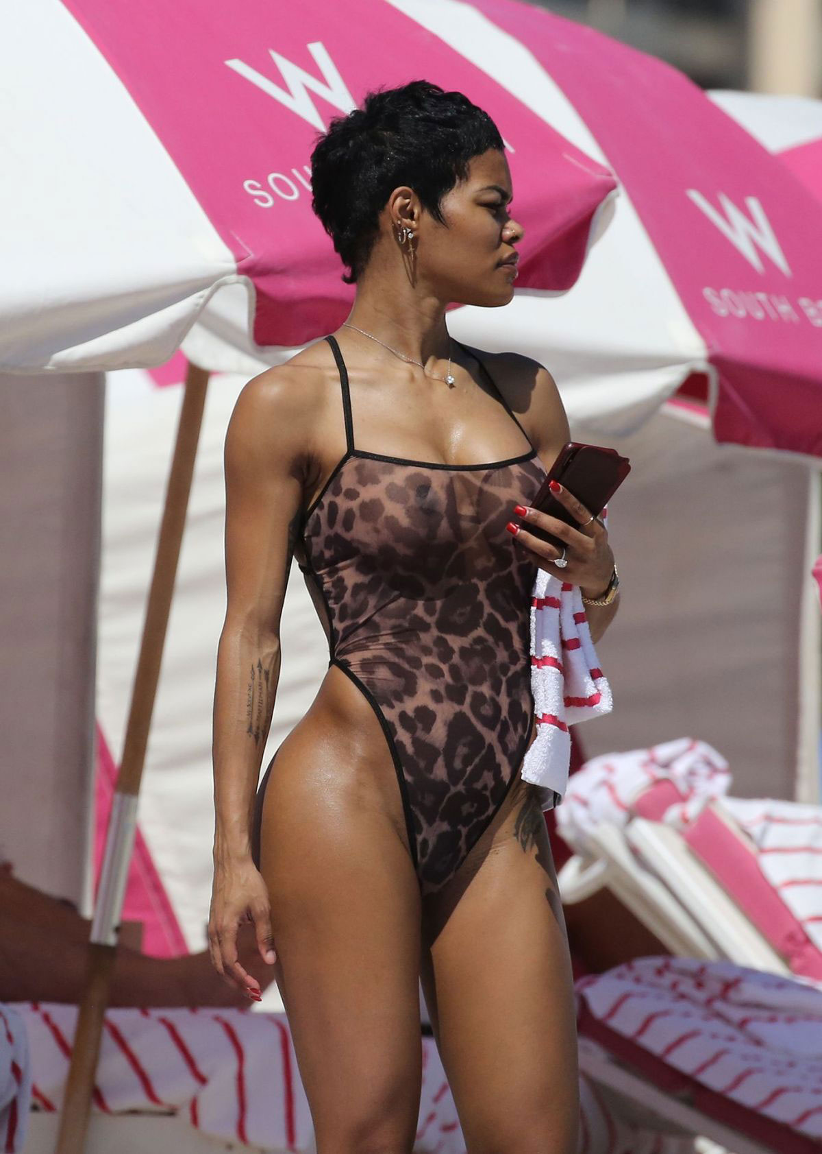 Teyana Taylors Body in a See-Through Leopard Bathing Suit - Taxi Driver  Movie